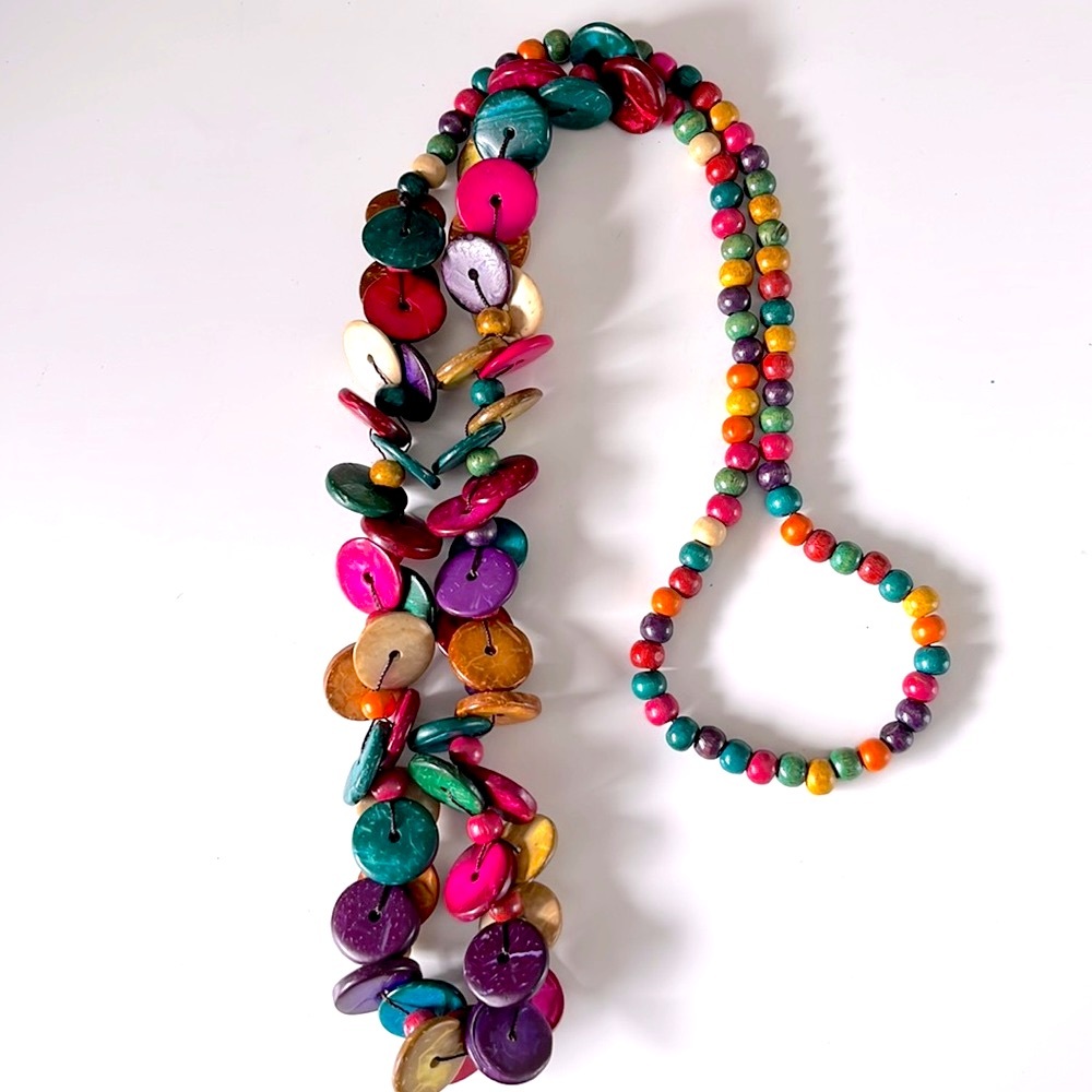 2 x $20‼️ Bohemian Wooden Necklace, Multicoloured Buttons, Hand made - Picture 2 of 5